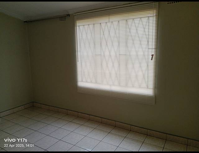 2 BEDROOM HOUSE FOR SALE IN NORTHDALE